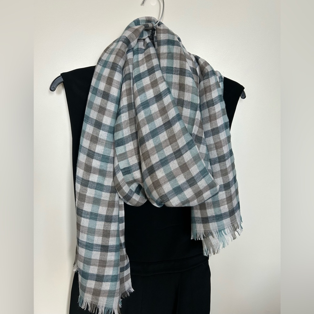 Loro Piana cashmere silk large summer weight stole